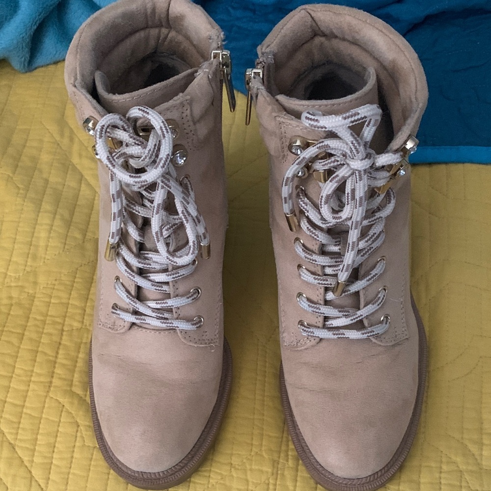 Jennifer Lopez Beige Lace-Up Boots